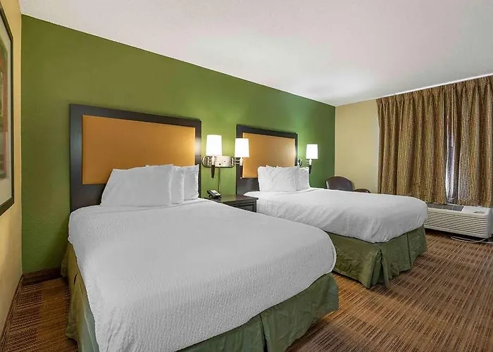 Extended America - - Urbana Hotel 2*