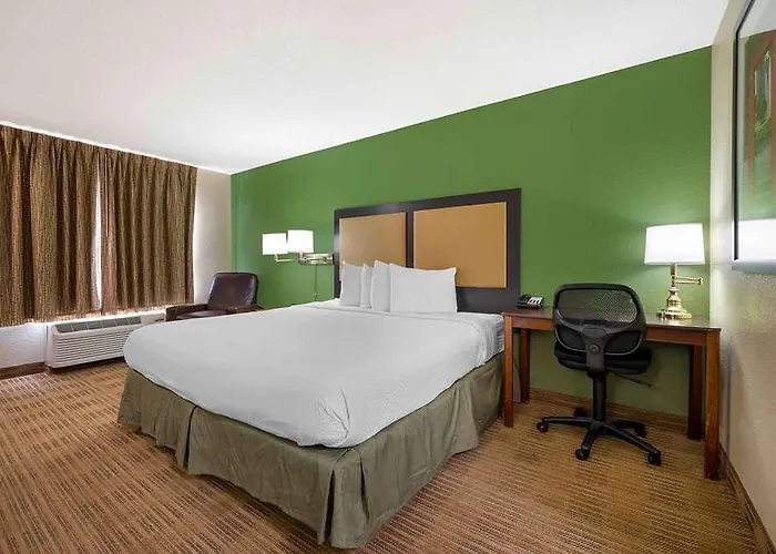 Hotel Extended America - - Urbana