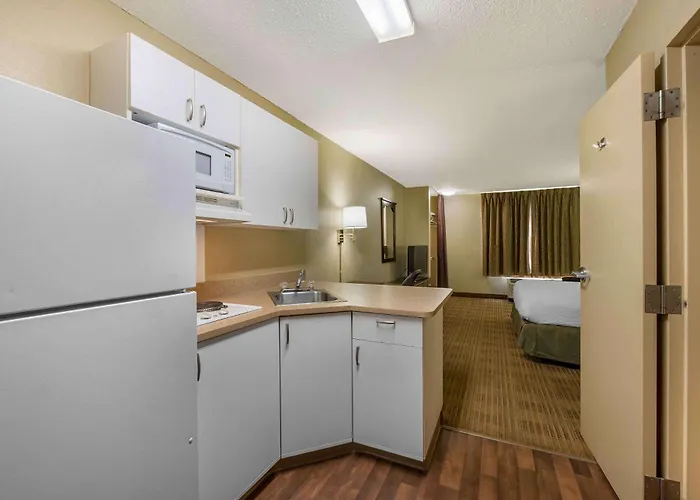Extended America - - Urbana Hotel 2*