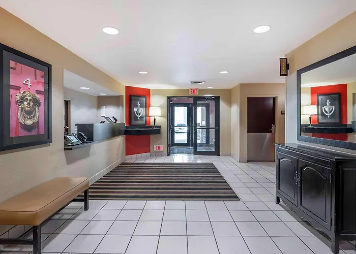 Extended America - - Urbana Hotel 2*