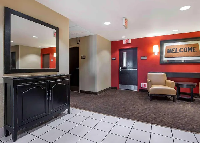 Extended America - - Urbana Hotel Champaign