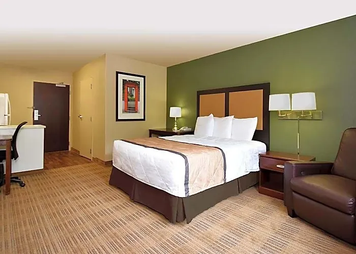 Extended America - - Urbana Hotel 2*