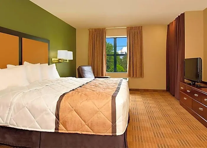 Extended America - - Urbana Hotel 2*